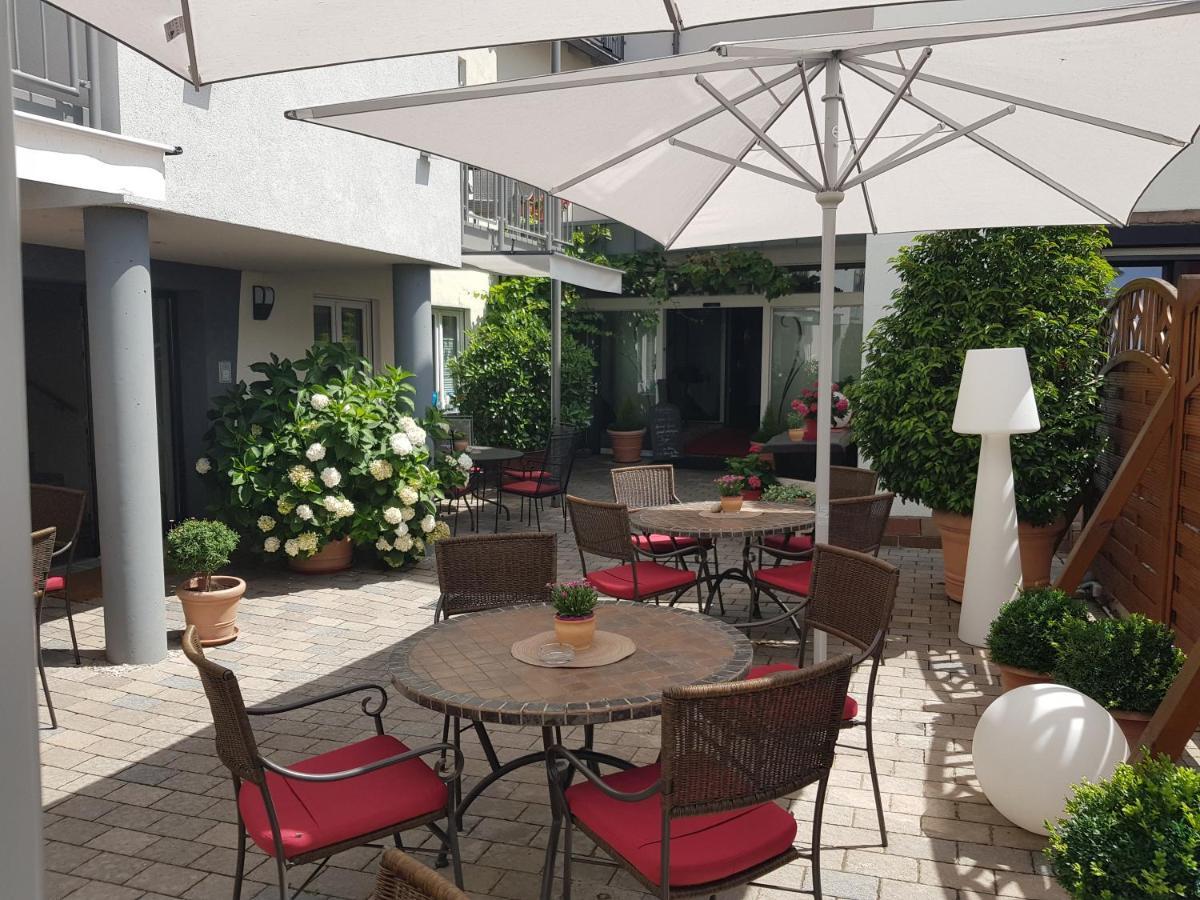 Hotel-Restaurant Pfaelzer Hof Edenkoben Exterior foto