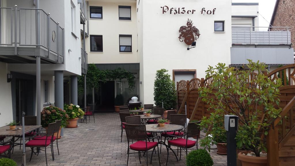 Hotel-Restaurant Pfaelzer Hof Edenkoben Exterior foto