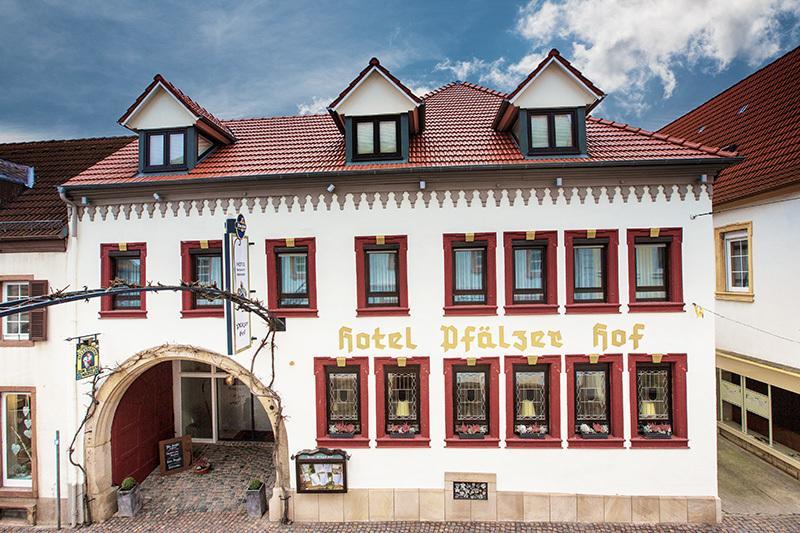 Hotel-Restaurant Pfaelzer Hof Edenkoben Exterior foto